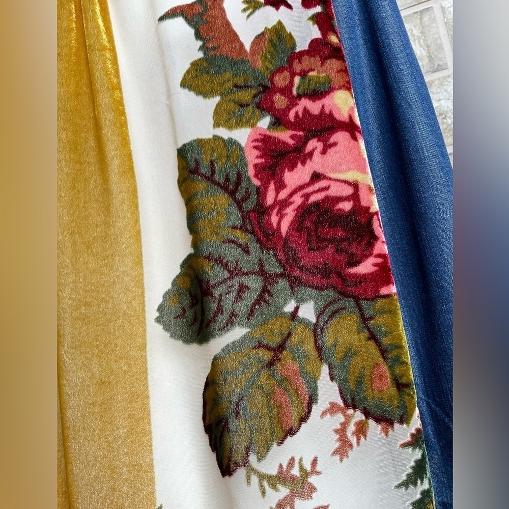 Skylar & Jade denim & burnt out velvet back Shirt Gorgeous detail EUC Sz M - Picture 3 of 8